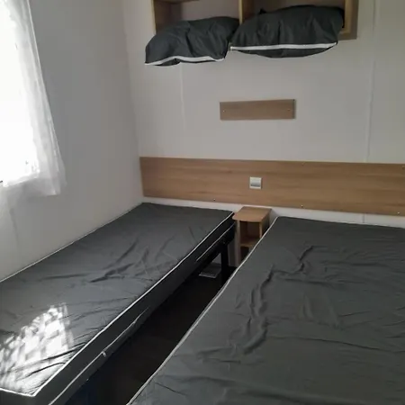 キャンプ場 Mobil Home Le Martinet